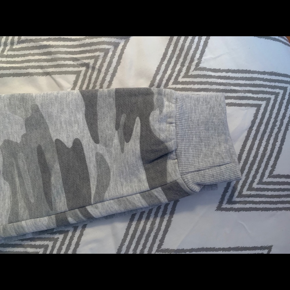 Sweatpants - Picture 3 of 4